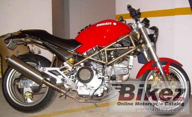 Big onster 900 monster picture and wallpaper from Bikez.com